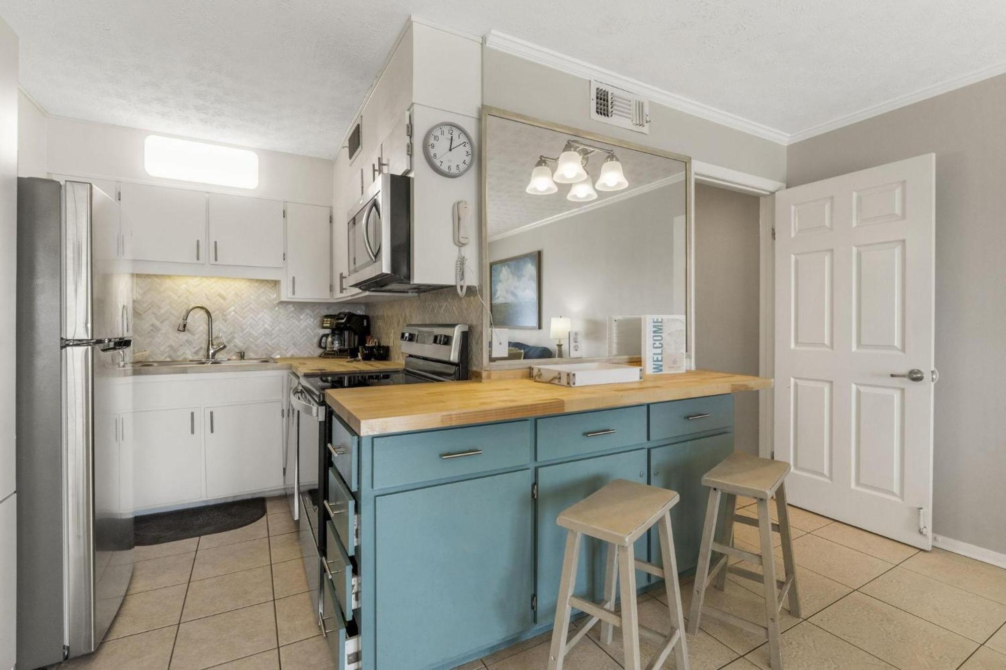 The Summit 1216 Apartment